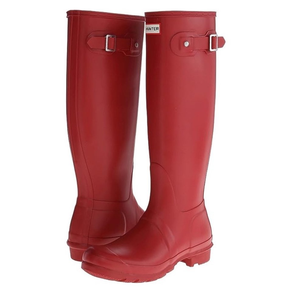 Hunter full shaft red rainboots. Hunter boots Sz US 7, EU 38